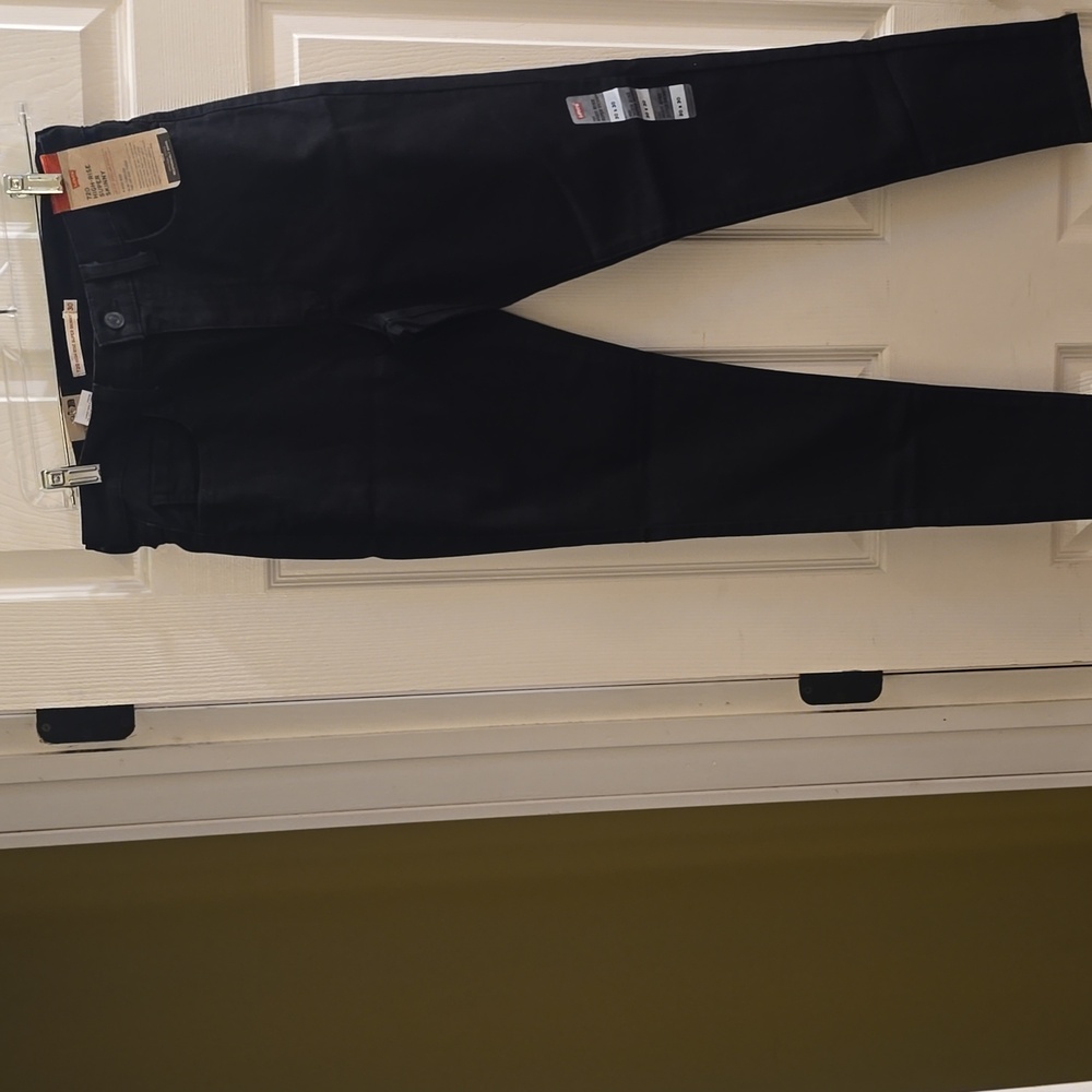 Levi's Women's Skinny Jeans - Black - Picture 4 of 7